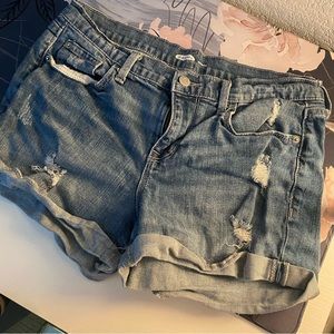 Old navy boyfriend shorts